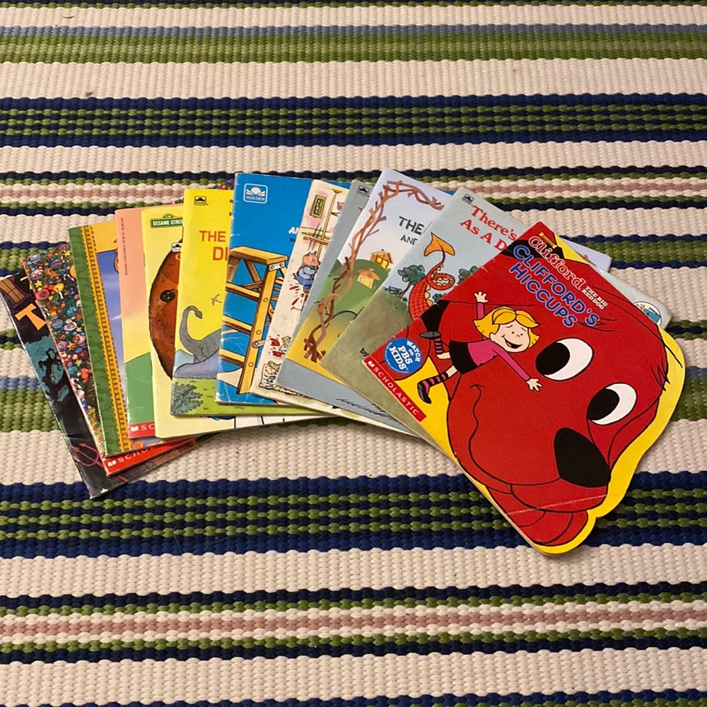 Soft back vintage book bundle